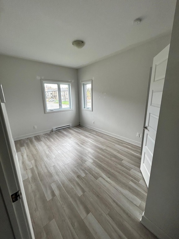 Beau Grand 2 Chambres | 3291463
