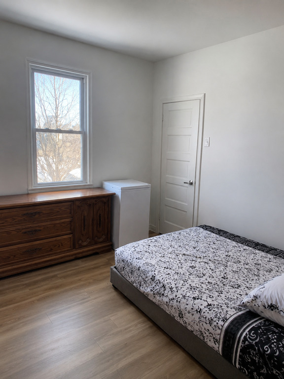 5 1/2 Dans Le Centre-ville ! | 3291476
