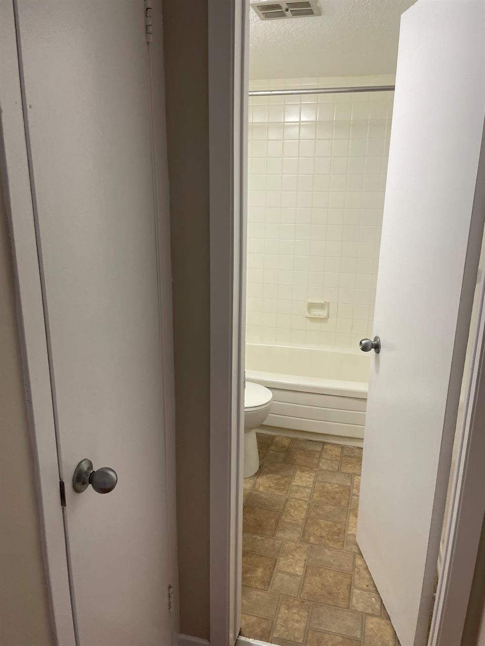 1 CH - 1 SDB - Gatineau - $1,249 /mo | 3291550