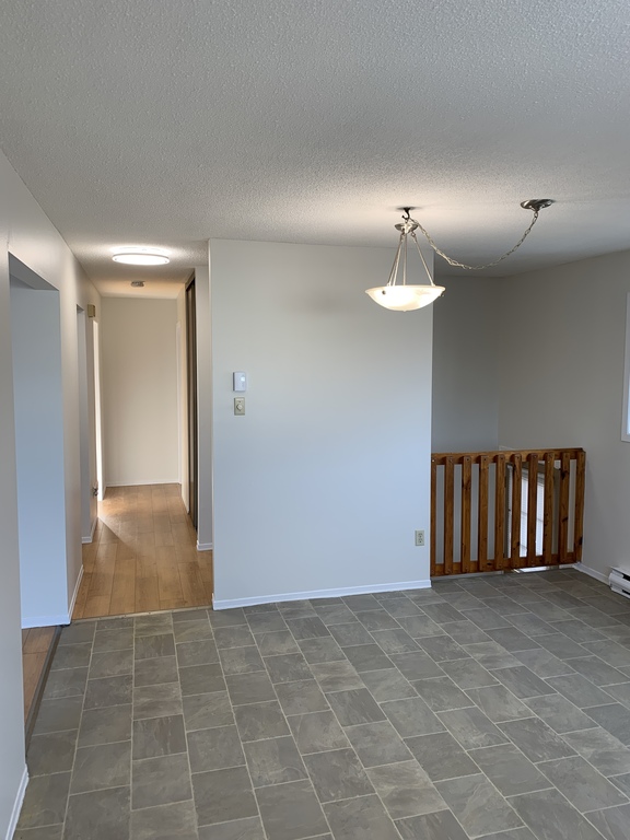 Appartement à Louer 4 1/2 | 3291555