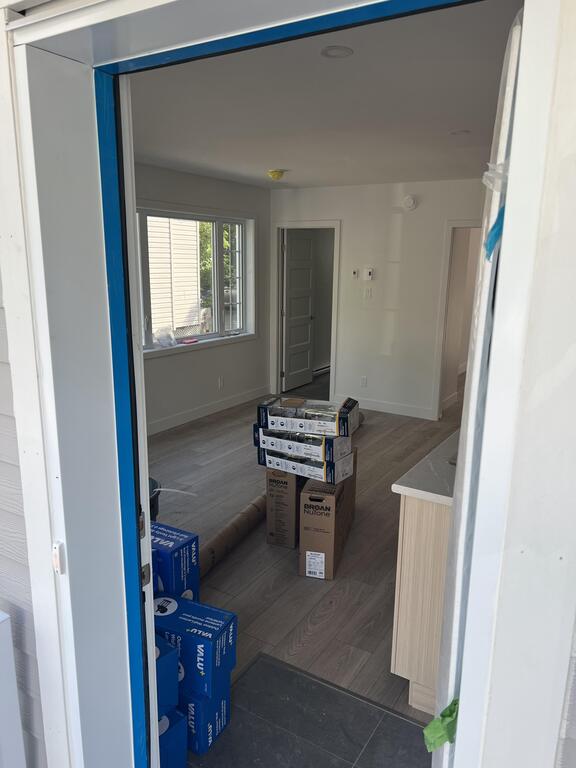 3 1/2 Bâtiment Neuf | 161-102 Notre-dame | 3291585