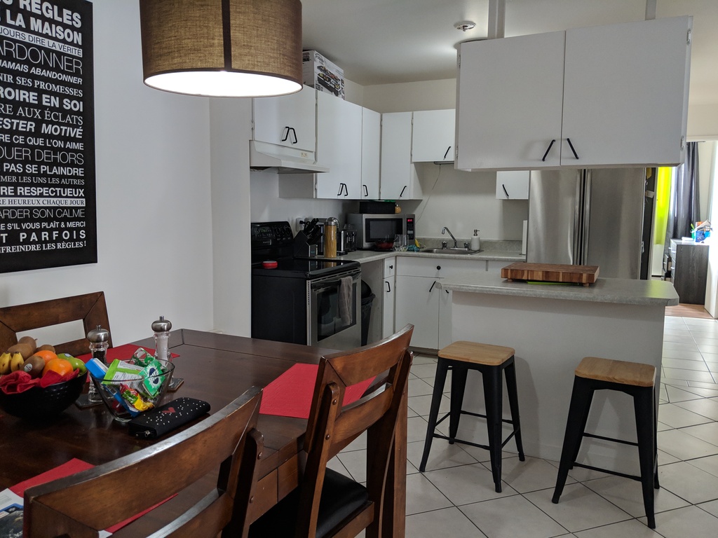 5 ½ DISPONIBLE D’ICI OCTOBRE_2 PARKING | 3291601
