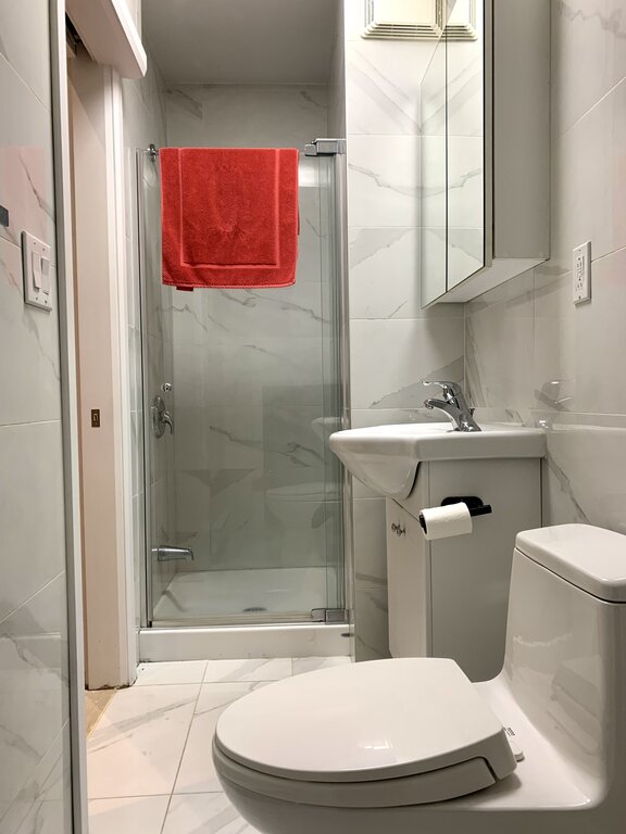 Downtown - 3 1/2 Furnished With Parking | 3291638