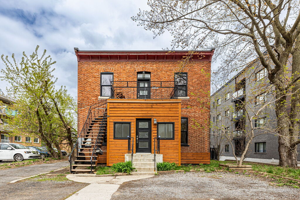 Immense 4 1/2 à Louer - Greenfield Park | 3291655