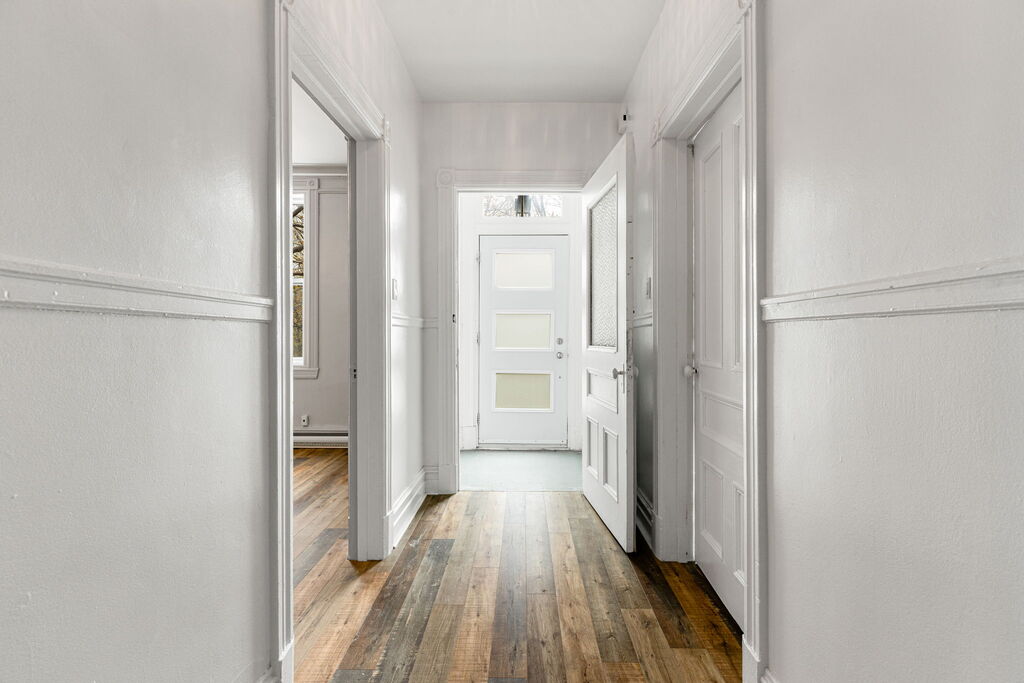 Immense 4 1/2 à Louer - Greenfield Park | 3291655
