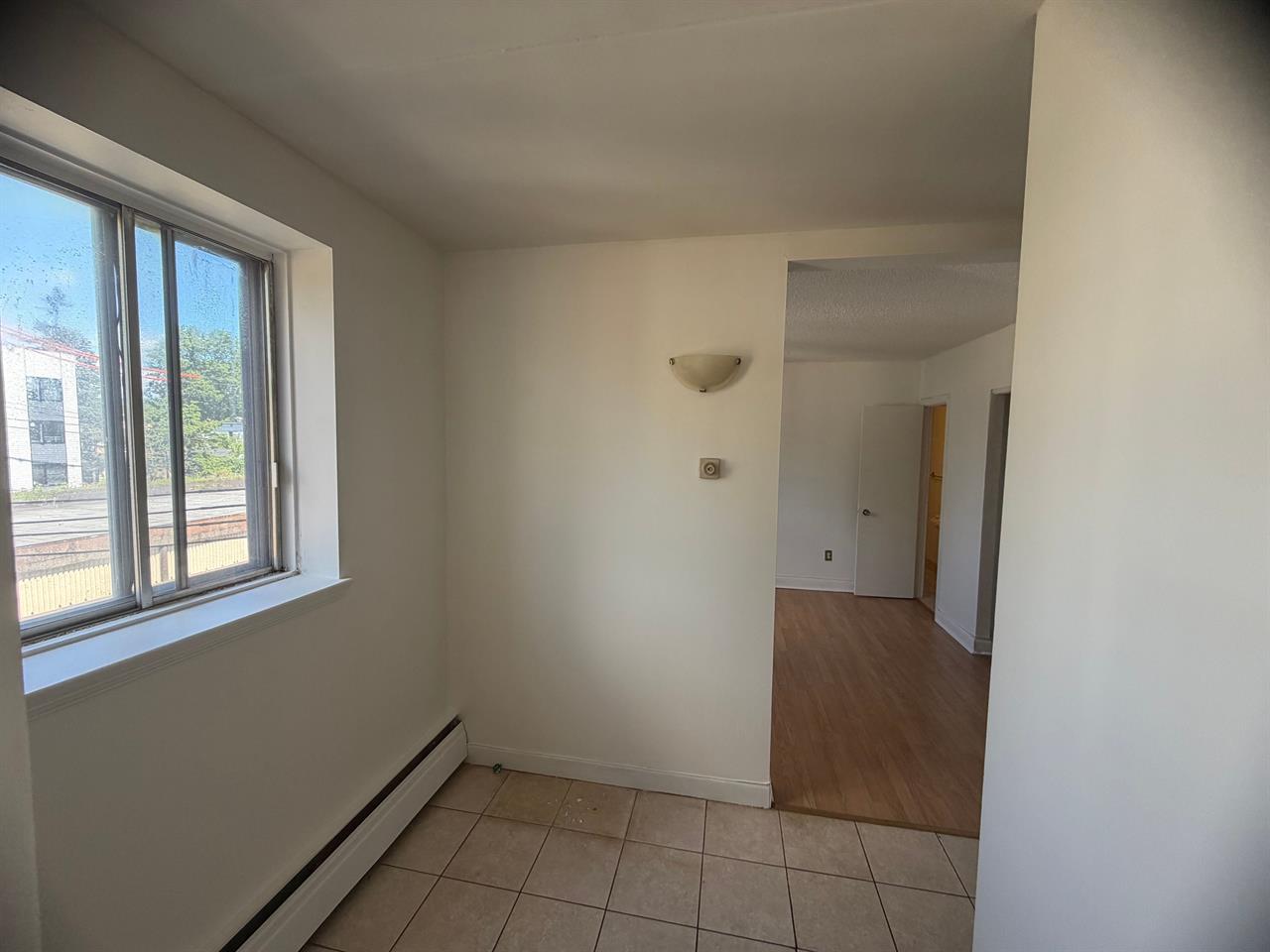 1 CH - 1 SDB - Québec - $899 /mo | 3291663