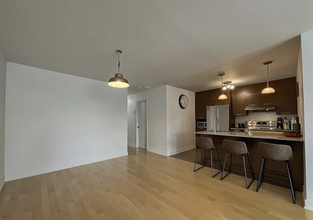 Appartement 4 1/2 à Louer | 3291735