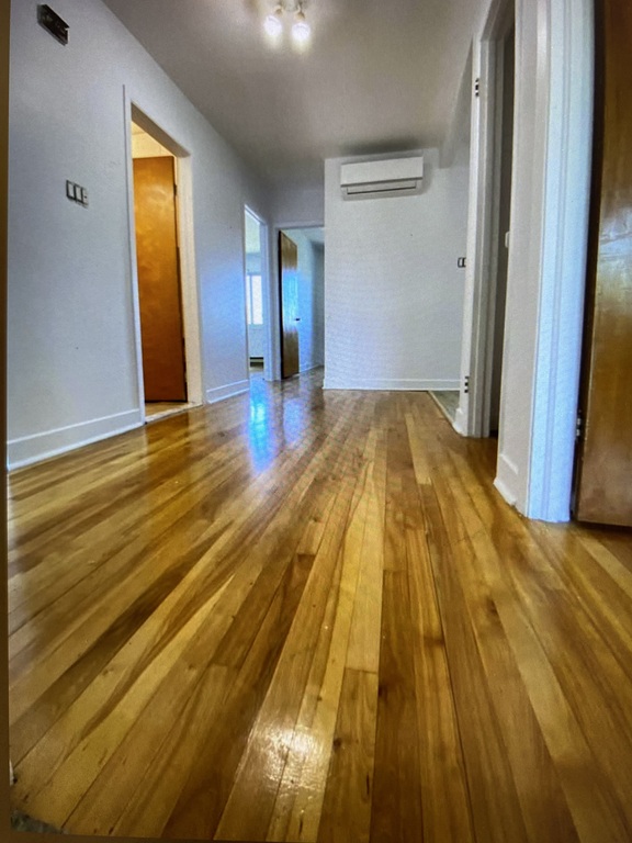5 1/2 , Haut De Duplex | 3291738