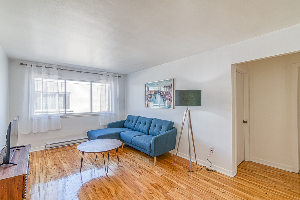 Spacieux 2 Chambres Meublé | 3291757