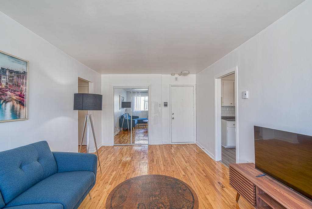 Spacieux 2 Chambres Meublé | 3291757