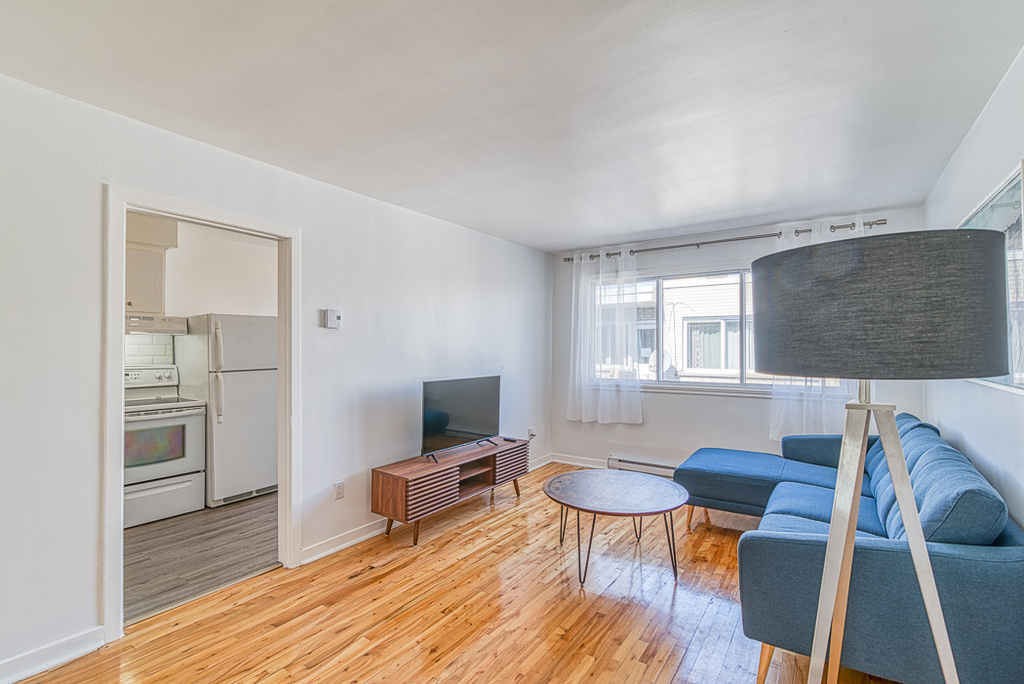 Spacieux 2 Chambres Meublé | 3291757