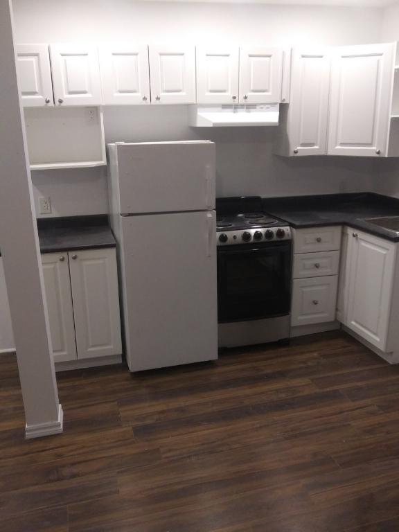 NDG Studio Apt on Fielding St West | 3291833