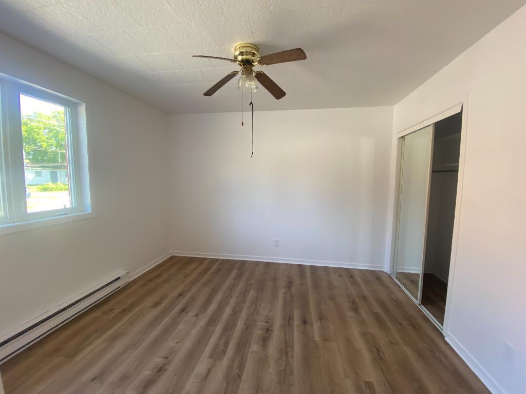 3 1/2 à lourer au rez-de-chaussée rénové | 3291857