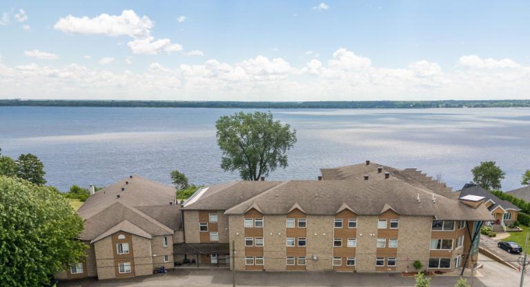 1 CH - 1 SDB - Trois-Rivières - $700 /mo | 3291873