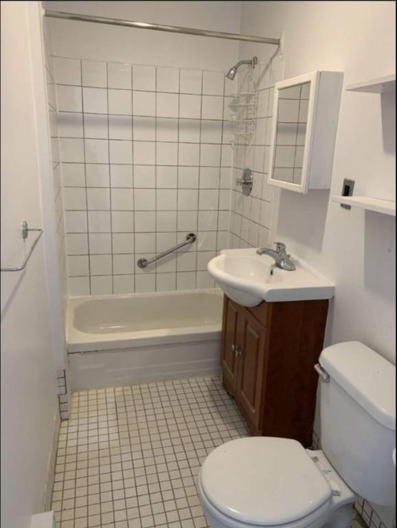 2 1/2 lumineux dans Hochelaga | 3291963