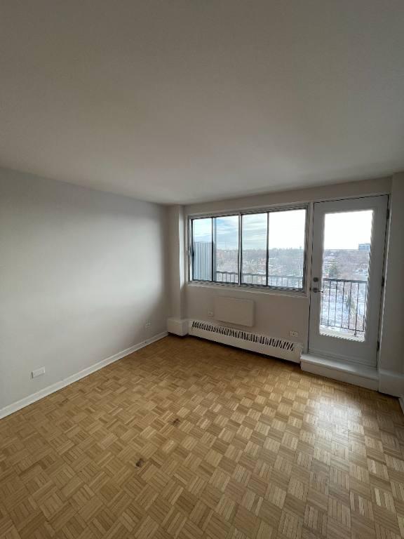 Studio Apartments Available For July 2026 - A louer • For Rent | 3292054