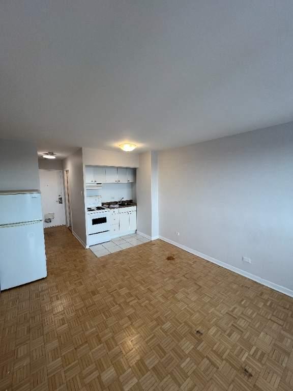 Studio Apartments Available For July 2026 - A louer • For Rent | 3292054