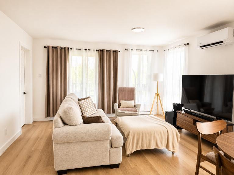 2 CH - 1 SDB - Saint-Gilles - $1,200 /mo | 3292158