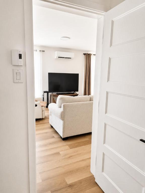 2 CH - 1 SDB - Saint-Gilles - $1,200 /mo | 3292158