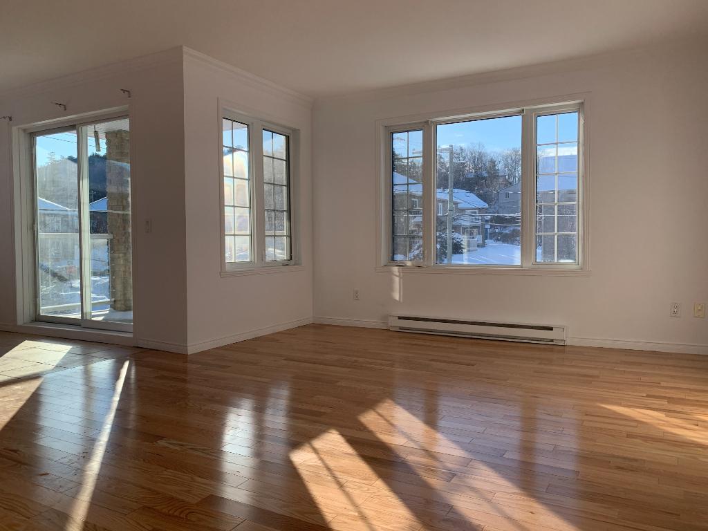 St-Romuald (Lévis), magnifique 4 ½ style condo -1er juillet 2026 | 3292216