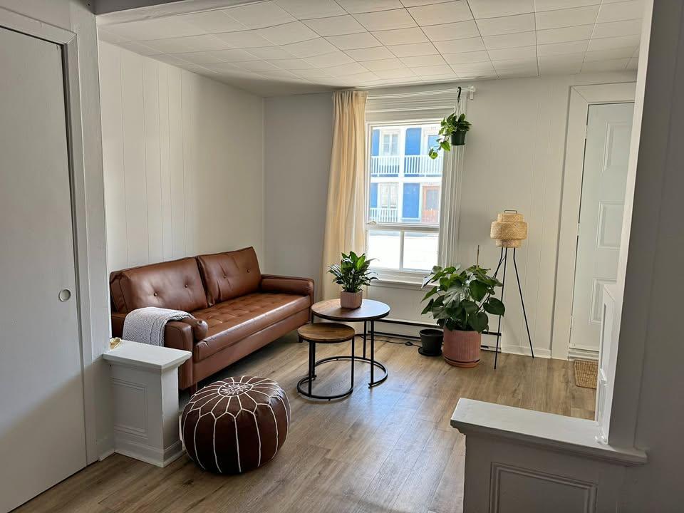 Logement appartement 3 1/2 plus espace bureau à Lévis près de l'Hôtel Dieu | 3292226