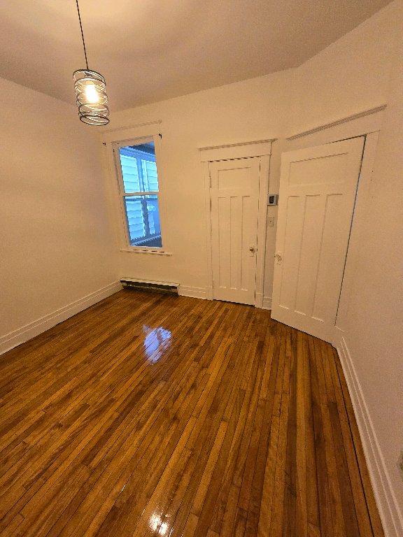 beau grand 5.5 cour privee,, renovee centre-ville st-jean-sur-richelieu | 3292269