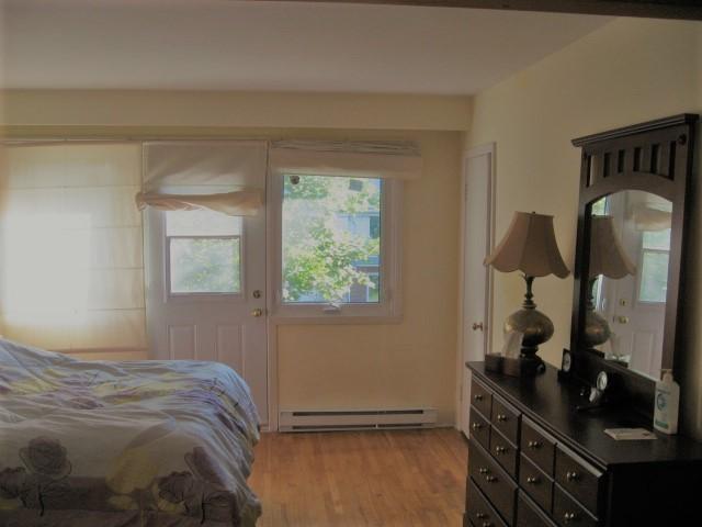 3 1/2 Accueillant dans triplex Ville Saint-Laurent | 3292275