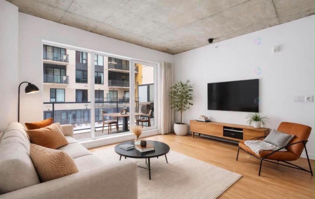Condo à louer | 3292293