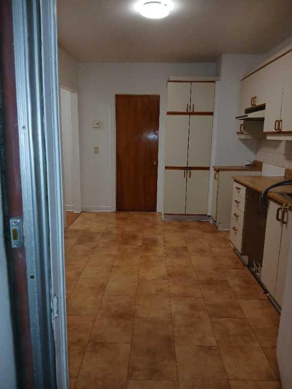Appartement à louer - Vieux-Longueuil : 4 et demi, à l'étage | 3292297