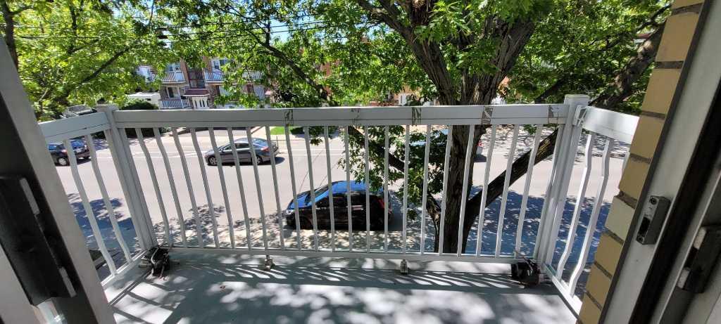 Ahuntsic- 4.5 au 2e de Triplex (prop occupants) Sauvé et St-Firmin | 3292298