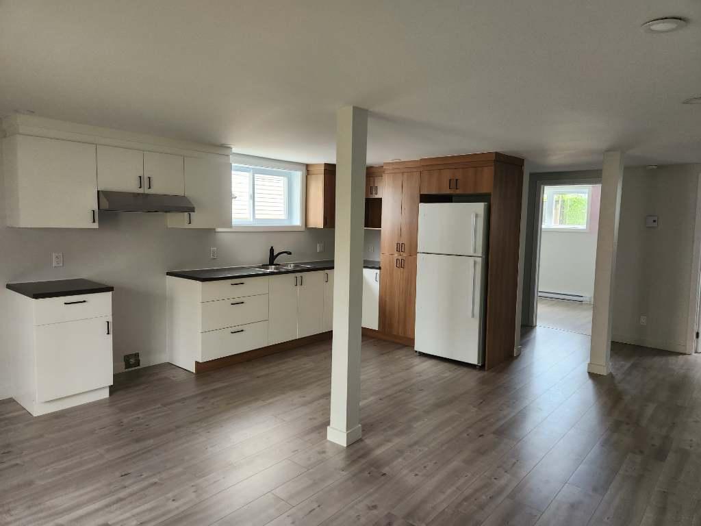 4 1/2 rénové à Valleyfield pour 1er septembre | 3292302