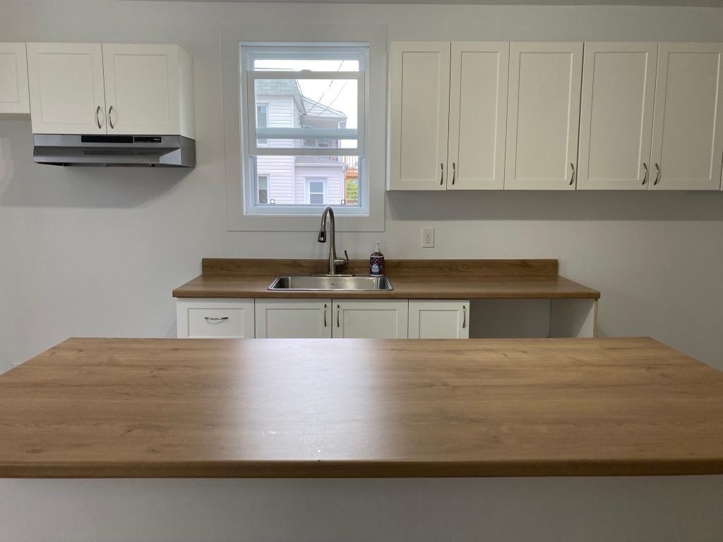 Logement 7 et demi à louer | 3292320