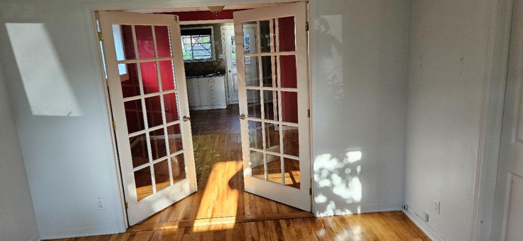 Grand 4 1/2 dans d'un triplex | 3292339