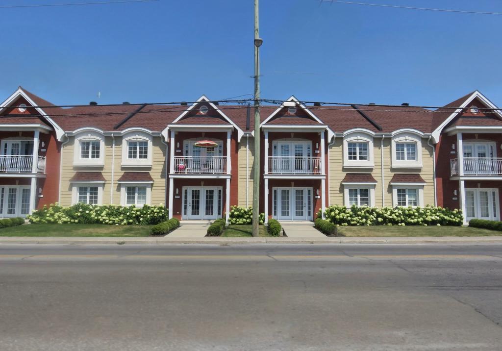 CHRMANT LOGEMENT 4 1/2 A LOUER STYLE CONDO | 3292369