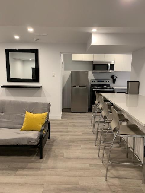 Charmant logement entièrement rénové de 1 chambre à coucher libre à partir du 1er août 2026 | 3292426