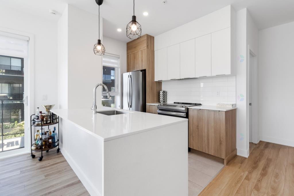 Superbe condo spacieux | 3292429