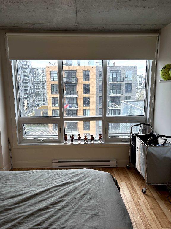 Spacious 3.5 in Laval | 1 Bed, 1 Bath Luxury Condo, Furnished or Unfurnished + FREE Parking | Available July 1! | 3292444