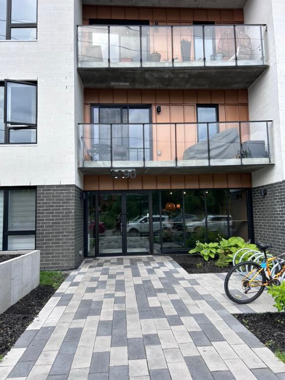 Joli condo 3 1/2 | 3292448