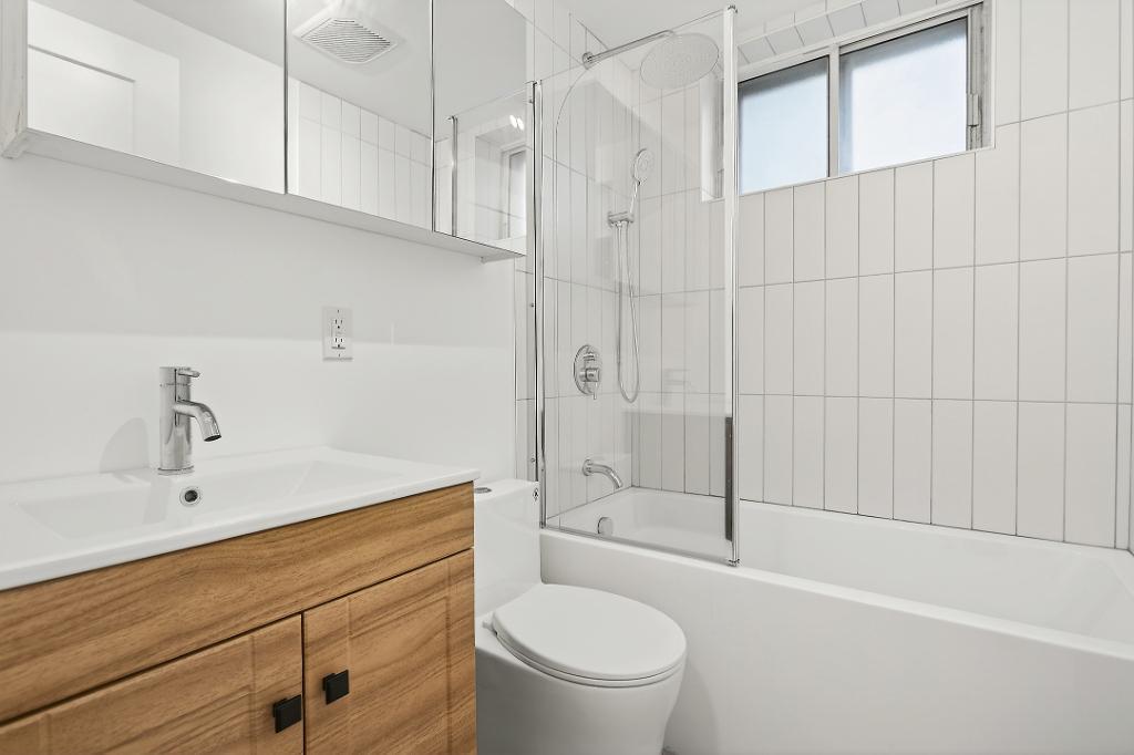 Magnifique 4 ½ demi sous-sol entièrement rénové ! | 3292494