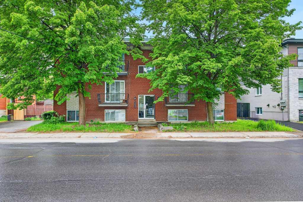 Magnifique 4 ½ demi sous-sol entièrement rénové ! | 3292494