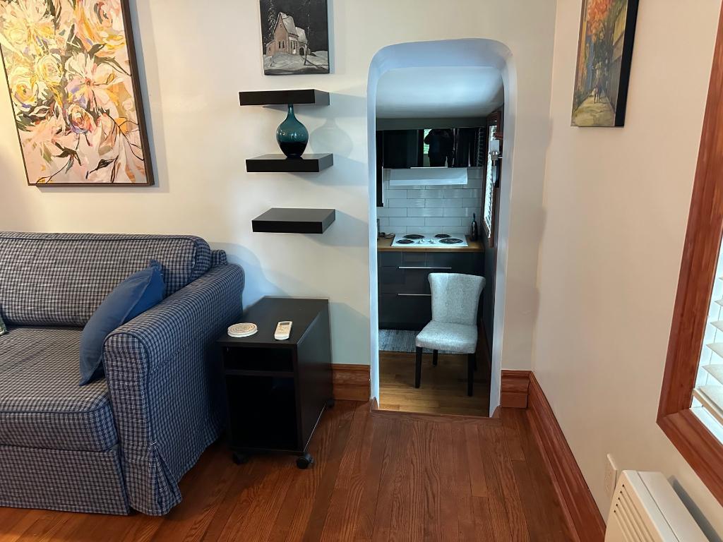 Centre Ville 3 1/2 MEUBLÉ, EQUPÉ, Tout inclus | 3292498