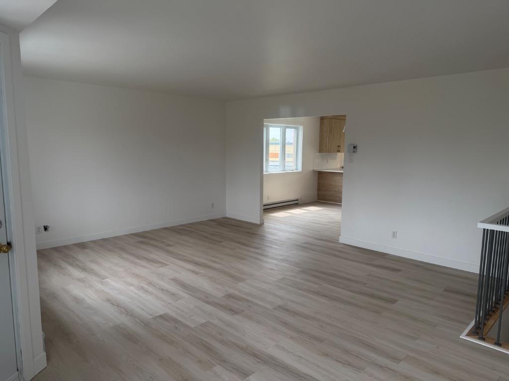 grand 4 1/2 a louer | 3292505