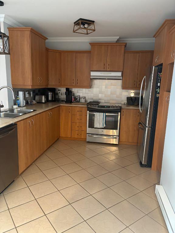Condo à louer | 3292541