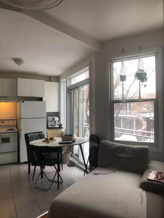 Plateau Mont Royal Appartement 4½ à louer 3 chambres | 3292542