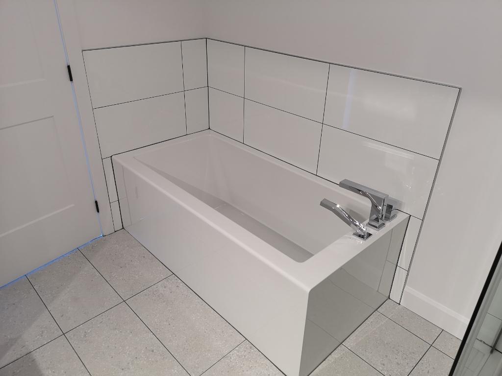 St-Hyacinthe, Logement à louer JUILLET (voir inclusions) | 3292551