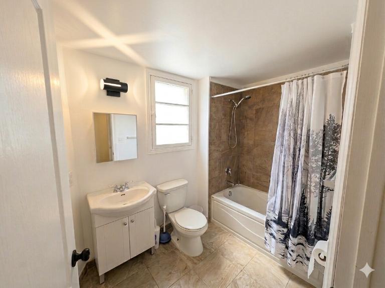 4 1/2 - Montréal (Pointe-Saint-Charles) - 1 650 $/mois | 3292552