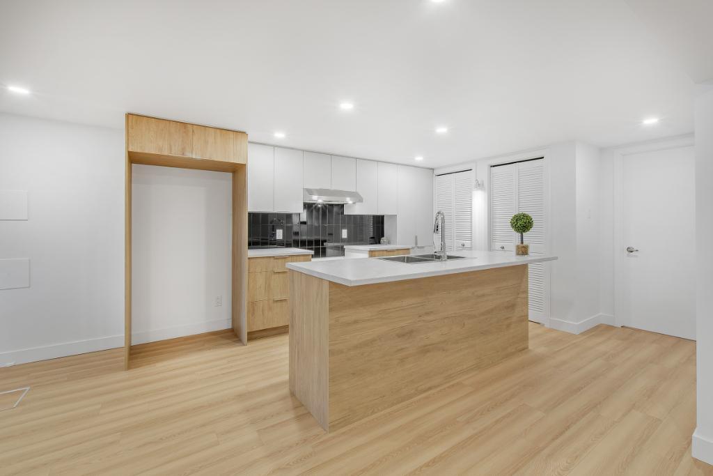 Spacieux 5 1/2 à louer à Charlemagne ! | 3292588