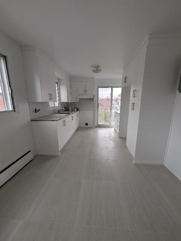 Grand 5 1/2 RÉNOVÉ St-Léonard | 3292608