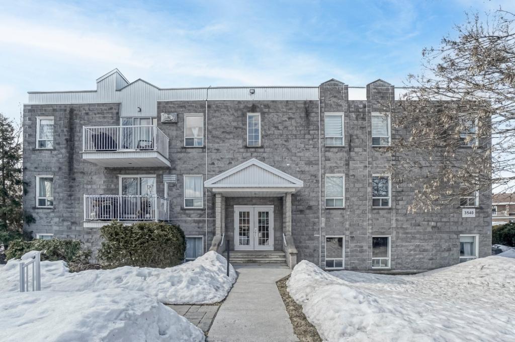 SUPERBE CONDO 4½ A LOUER | 3292659