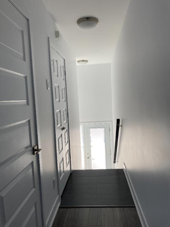 Condo de 2 chambres et une salle de bain | 3292664